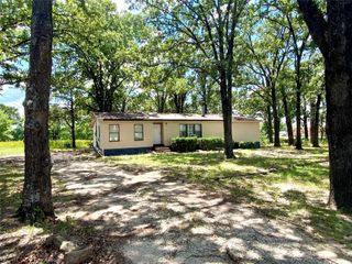 910 HWY 69, Emory, TX 75440