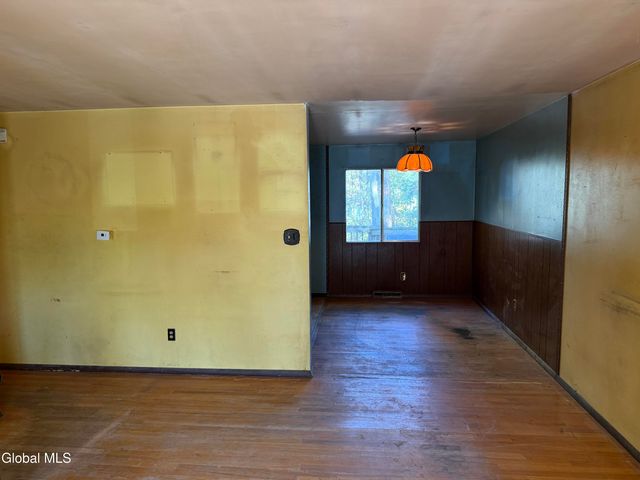 14 Arapaho Path, Saratoga Springs, NY 12866