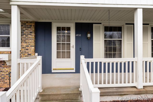 6852 Aleda Avenue, Grand Rapids, MI 49508