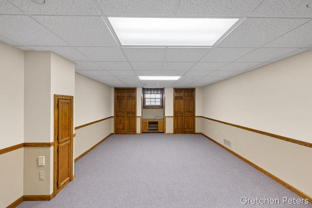 6852 Aleda Avenue, Grand Rapids, MI 49508