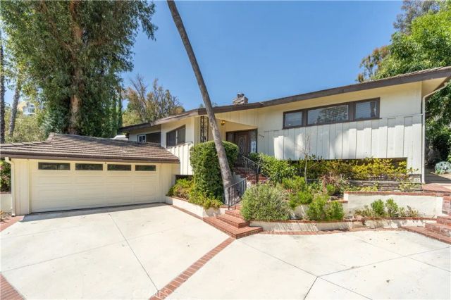 5139 San Feliciano, Woodland Hills, CA 91364