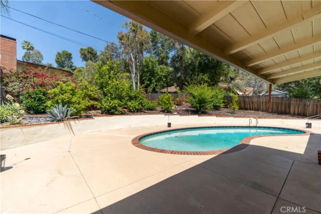 5139 San Feliciano, Woodland Hills, CA 91364