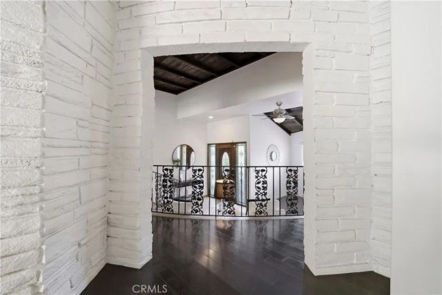5139 San Feliciano, Woodland Hills, CA 91364