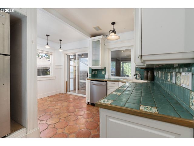 3809 H St, Vancouver, WA 98663