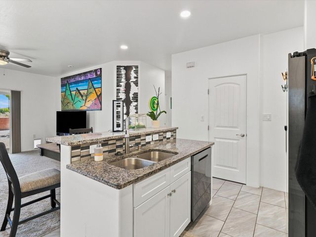 3932 Jaxson Lane, Santa Fe, NM 87507