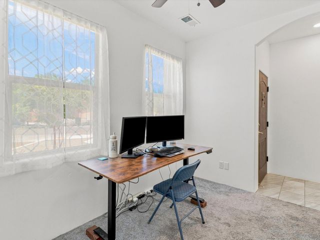 3932 Jaxson Lane, Santa Fe, NM 87507