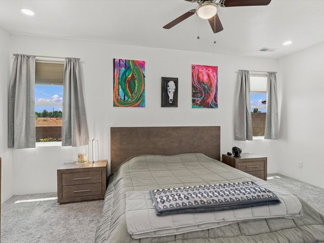 3932 Jaxson Lane, Santa Fe, NM 87507