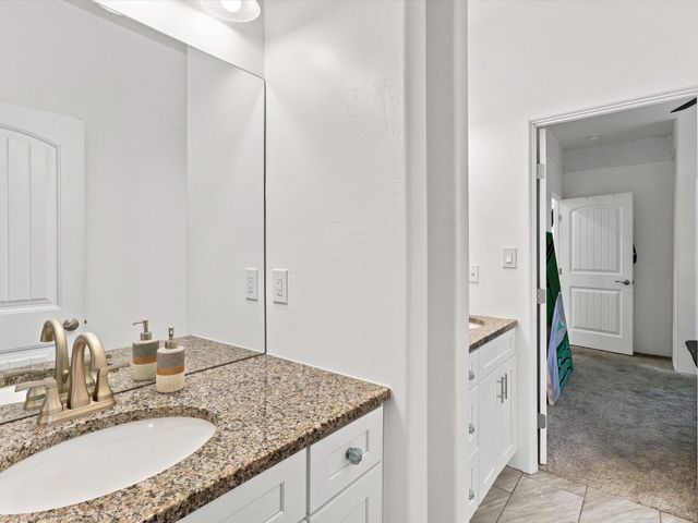 3932 Jaxson Lane, Santa Fe, NM 87507