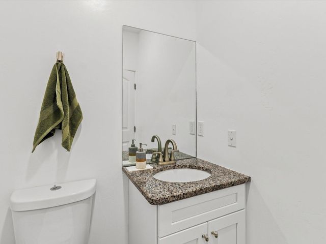 3932 Jaxson Lane, Santa Fe, NM 87507