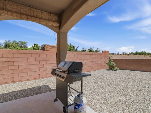 3932 Jaxson Lane, Santa Fe, NM 87507