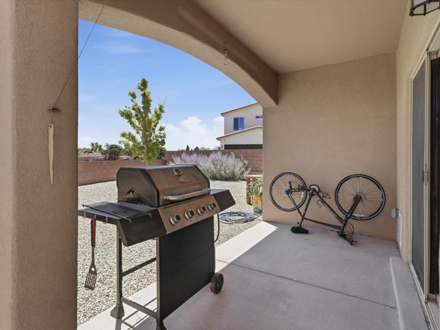 3932 Jaxson Lane, Santa Fe, NM 87507