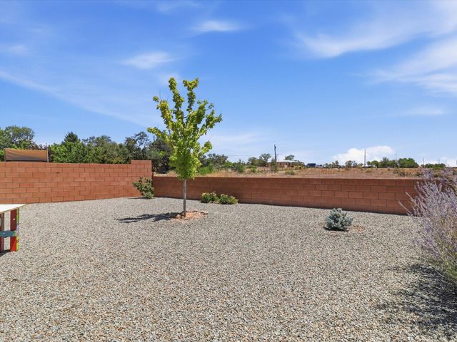 3932 Jaxson Lane, Santa Fe, NM 87507