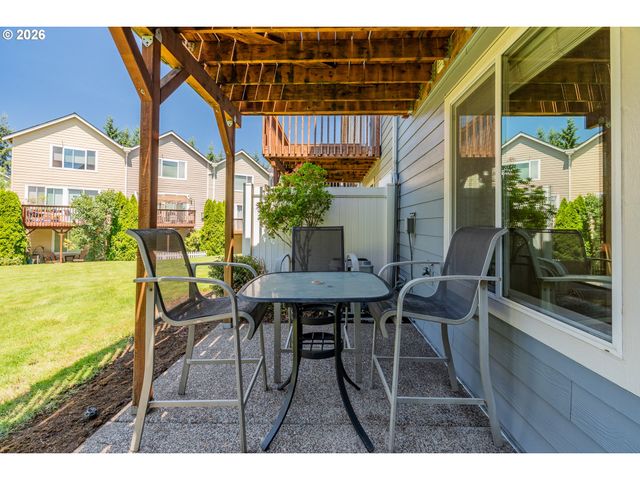 21541 Ne LAUREL WOOD Ln, Fairview, OR 97024
