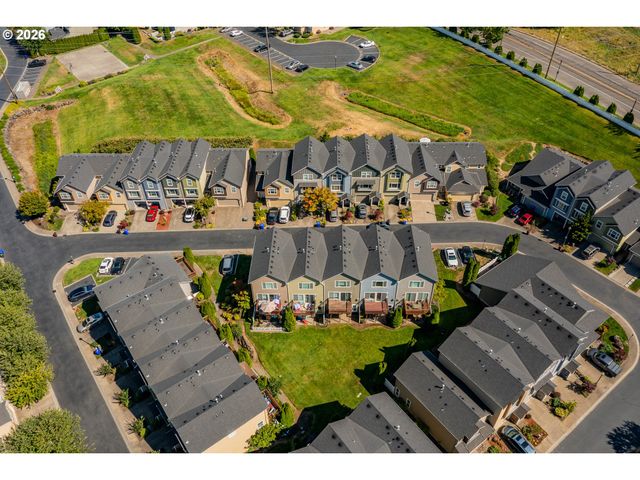21541 Ne LAUREL WOOD Ln, Fairview, OR 97024