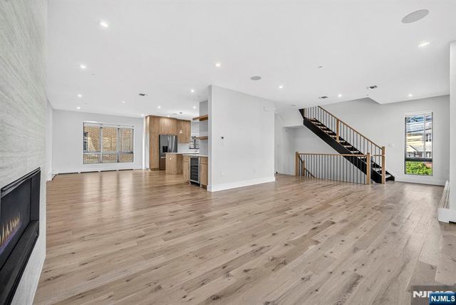 1157 Inwood Terrace, Fort Lee, NJ 07024
