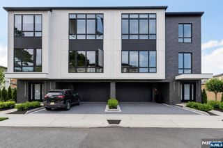 1157 Inwood Terrace, Fort Lee, NJ 07024