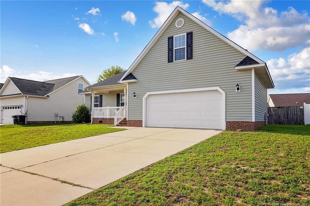 1482 Avoncroft Drive, Fayetteville, NC 28306