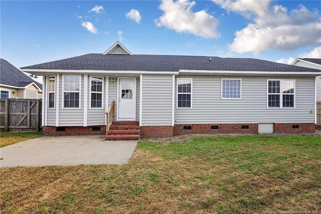1482 Avoncroft Drive, Fayetteville, NC 28306