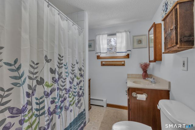 51 Sandy Beach Road, Ellington, CT 06029