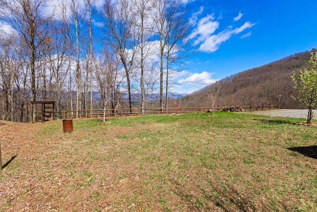 57 Eagles Nest Trail, Murphy, NC 28906