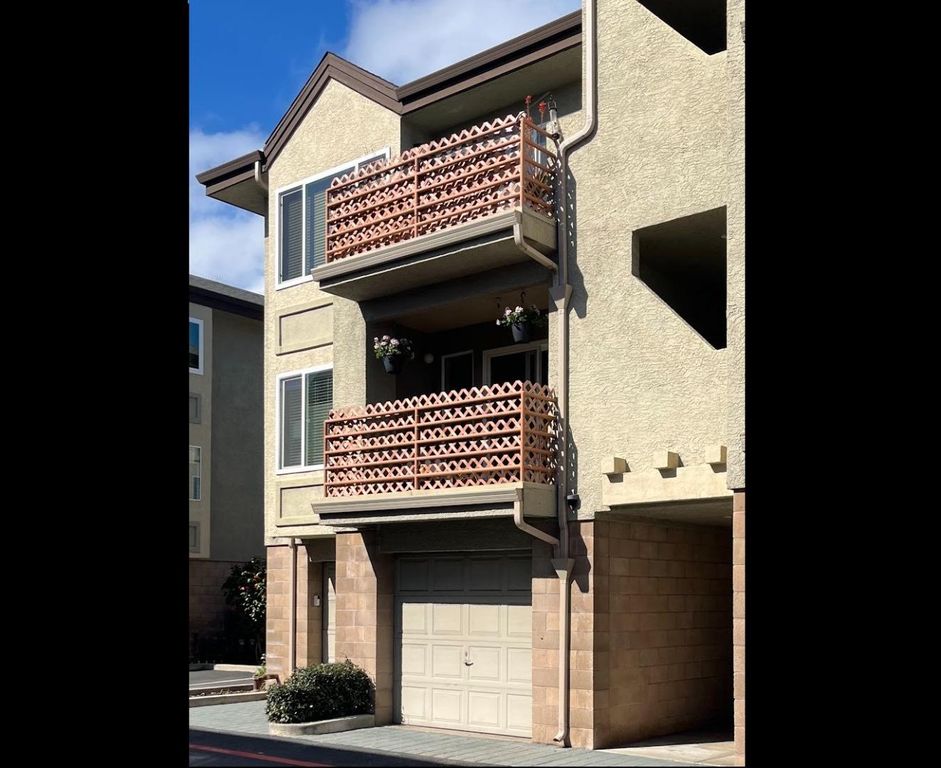 308 River Street B8, Santa Cruz, CA 95060