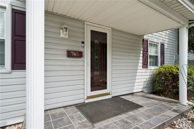 745 Sidney St, City Of Greensburg, PA 15601