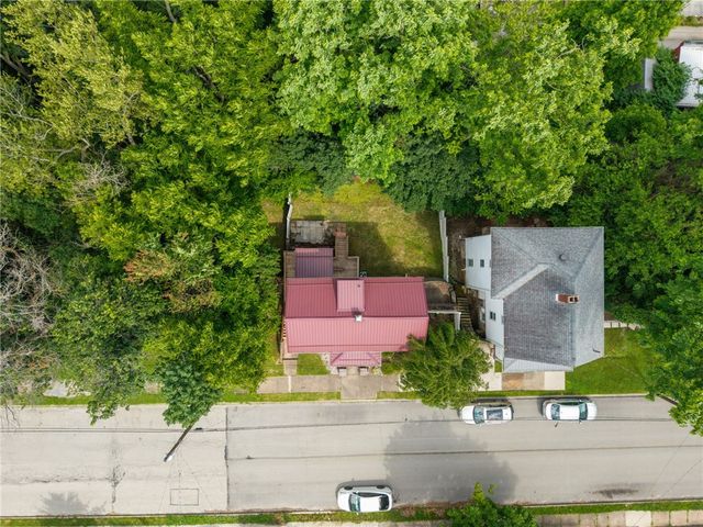 745 Sidney St, City Of Greensburg, PA 15601