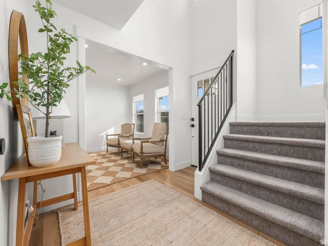 411 E DAYBREAK DR, Pleasant Grove, UT 84062