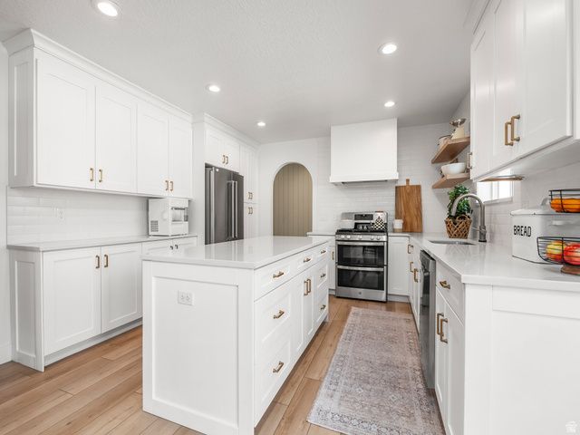 411 E DAYBREAK DR, Pleasant Grove, UT 84062