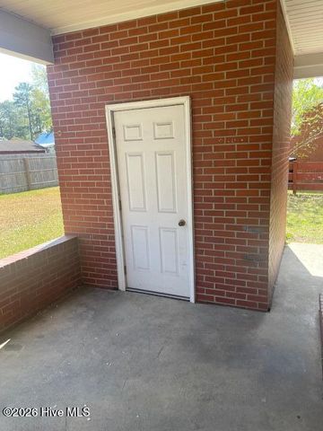 406 W Daniels Street, Kinston, NC 28501