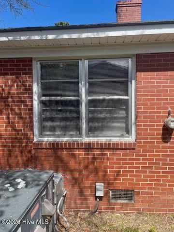 406 W Daniels Street, Kinston, NC 28501