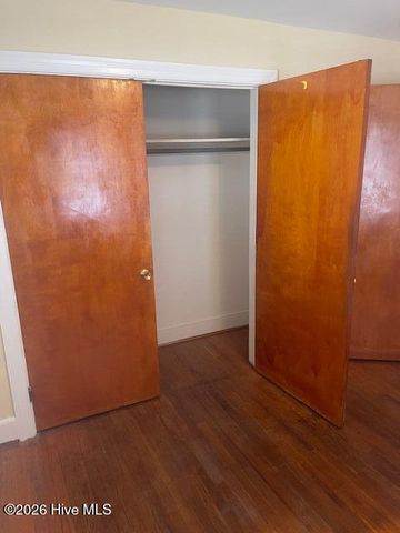 406 W Daniels Street, Kinston, NC 28501