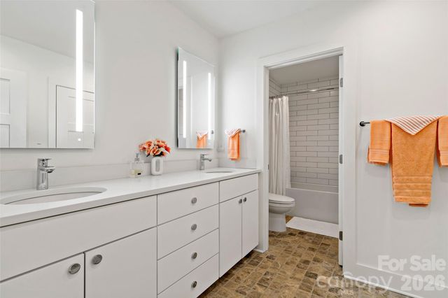 27 Hawberry Court, Asheville, NC 28805