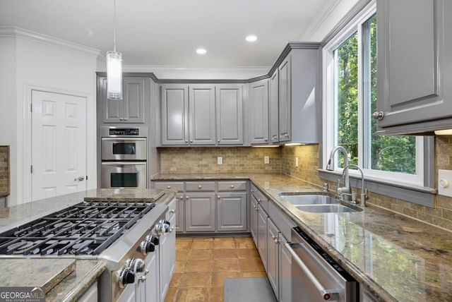 5363 Thornapple Lane NW, Acworth, GA 30101