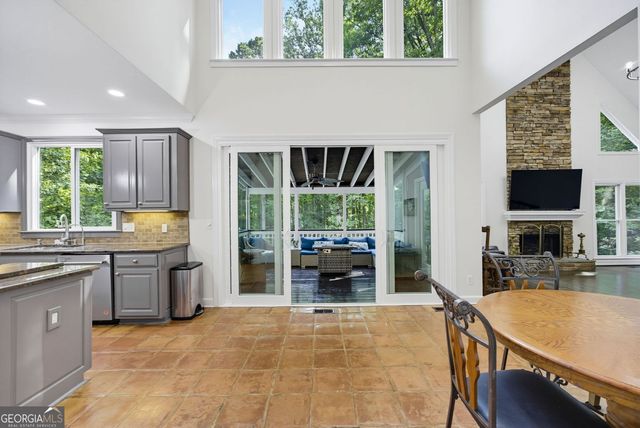 5363 Thornapple Lane NW, Acworth, GA 30101