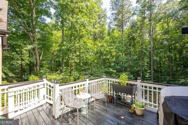 5363 Thornapple Lane NW, Acworth, GA 30101
