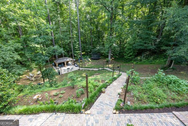 5363 Thornapple Lane NW, Acworth, GA 30101