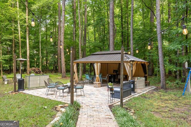 5363 Thornapple Lane NW, Acworth, GA 30101