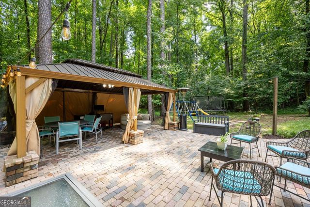 5363 Thornapple Lane NW, Acworth, GA 30101