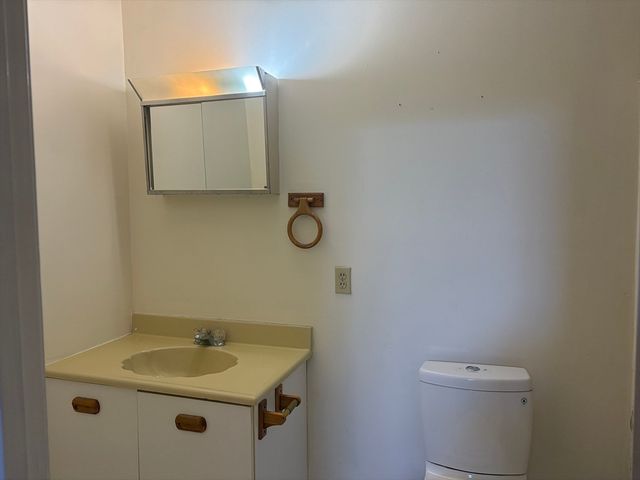 96 Old Colony Avenue 131, Taunton, MA 02718