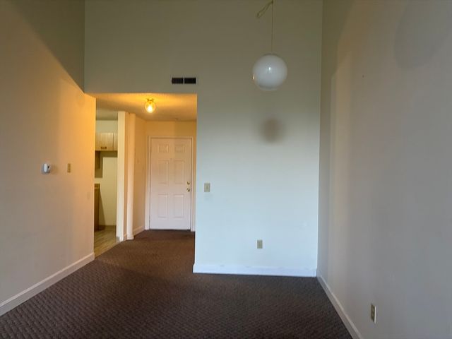 96 Old Colony Avenue 131, Taunton, MA 02718