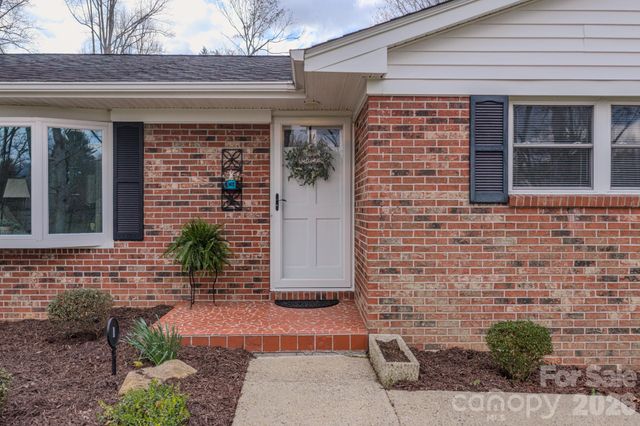 1 Mayfair Drive, Candler, NC 28715
