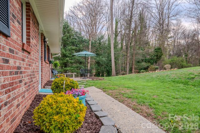 1 Mayfair Drive, Candler, NC 28715