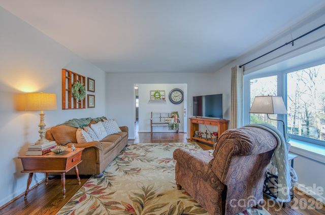 1 Mayfair Drive, Candler, NC 28715