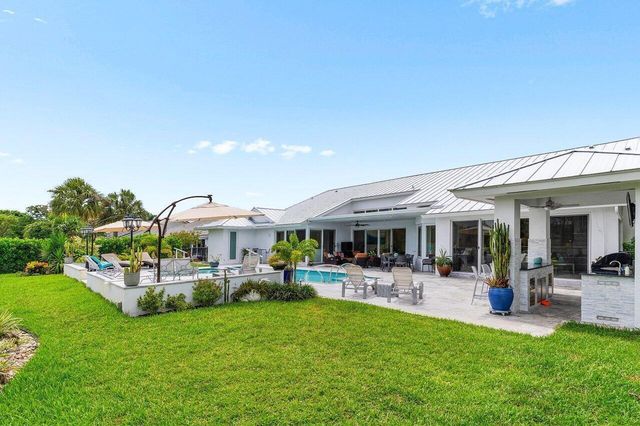 11164 Boca Woods Lane, Boca Raton, FL 33428