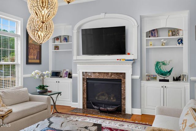 1033 Kennicott Avenue, Cary, NC 27513