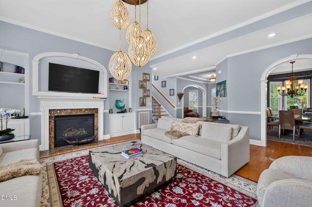 1033 Kennicott Avenue, Cary, NC 27513