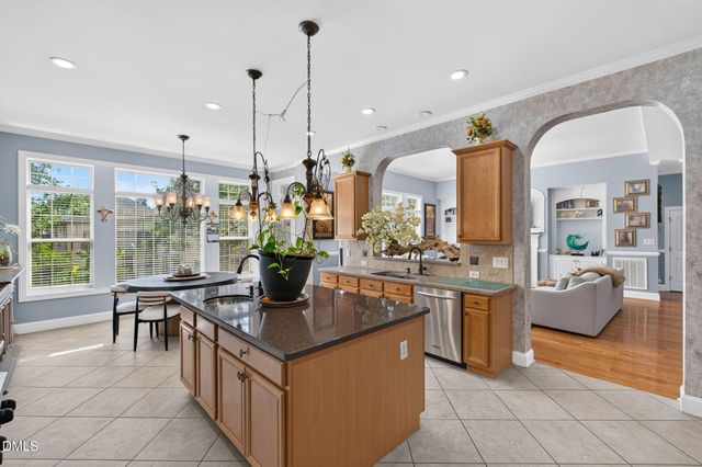 1033 Kennicott Avenue, Cary, NC 27513