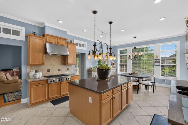 1033 Kennicott Avenue, Cary, NC 27513