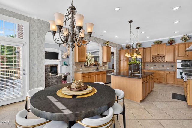 1033 Kennicott Avenue, Cary, NC 27513